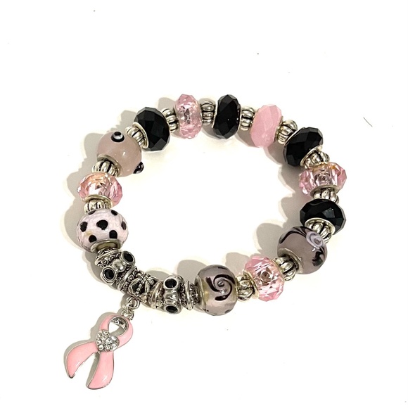 Breast Cancer Awareness bracelet. " Fighting Pretty " - Picture 1 of 2